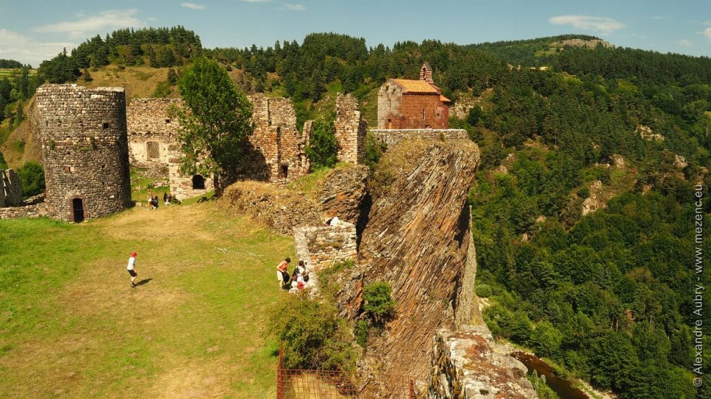 Château d'Arlempdes, premier château de la Loire