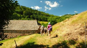 Randonnée dans une vallée des Boutières, près de Saint Clément